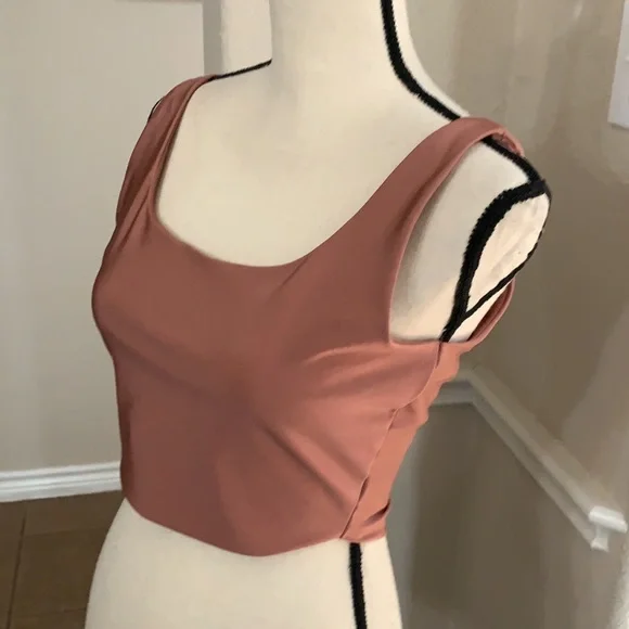 Revamped crop top - Picture 7 of 16